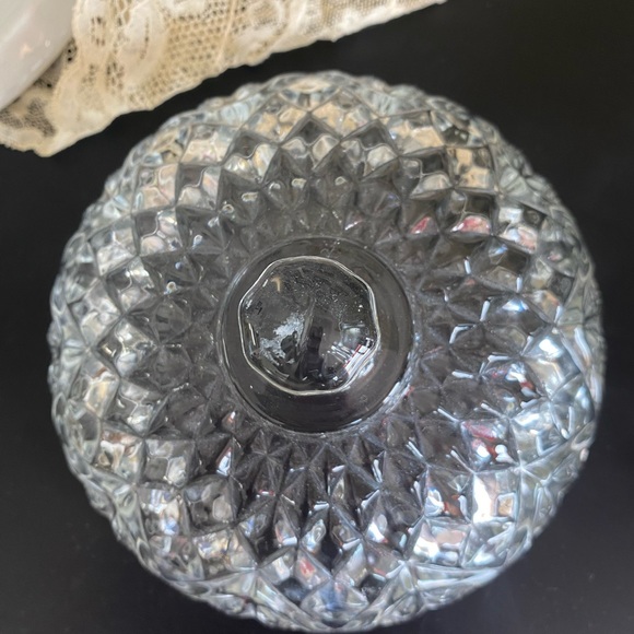 Vintage Cut Glass Cheese Serving Dish with fine lid - Picture 4 of 6